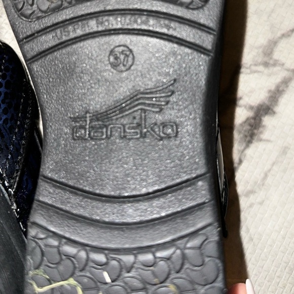 Dansko women’s blue and black pattern XP 2.0 nursing clogs 37 comfort clogs - Picture 9 of 9